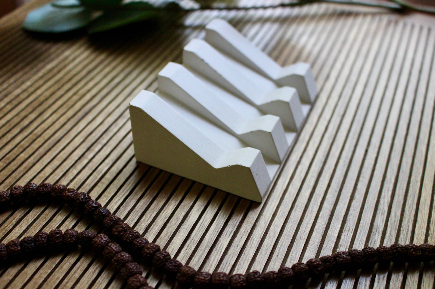 ZEN SOAP DISH: CROW - DARK GRAY
